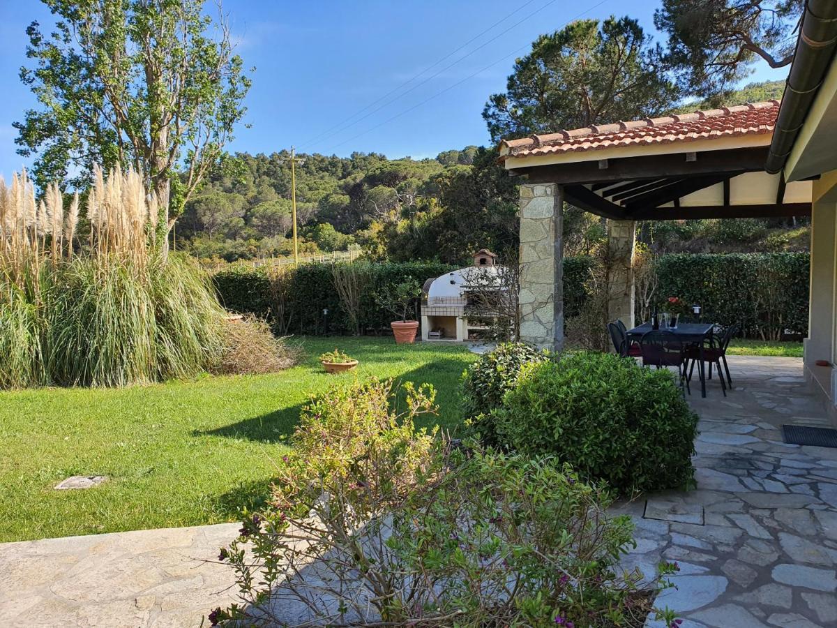 Lacona Holiday Villa Near The Beach Exterior photo